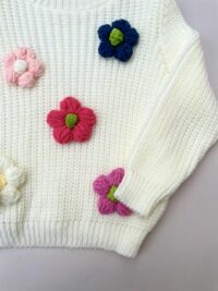Pletený svetrík s 3D kvetmi ecru mimi kids 2130000001_a (3)