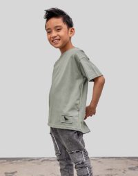 Chlapčenské tričko s nápismi na chrbte khaki mimi kids 2500000054_a (1)